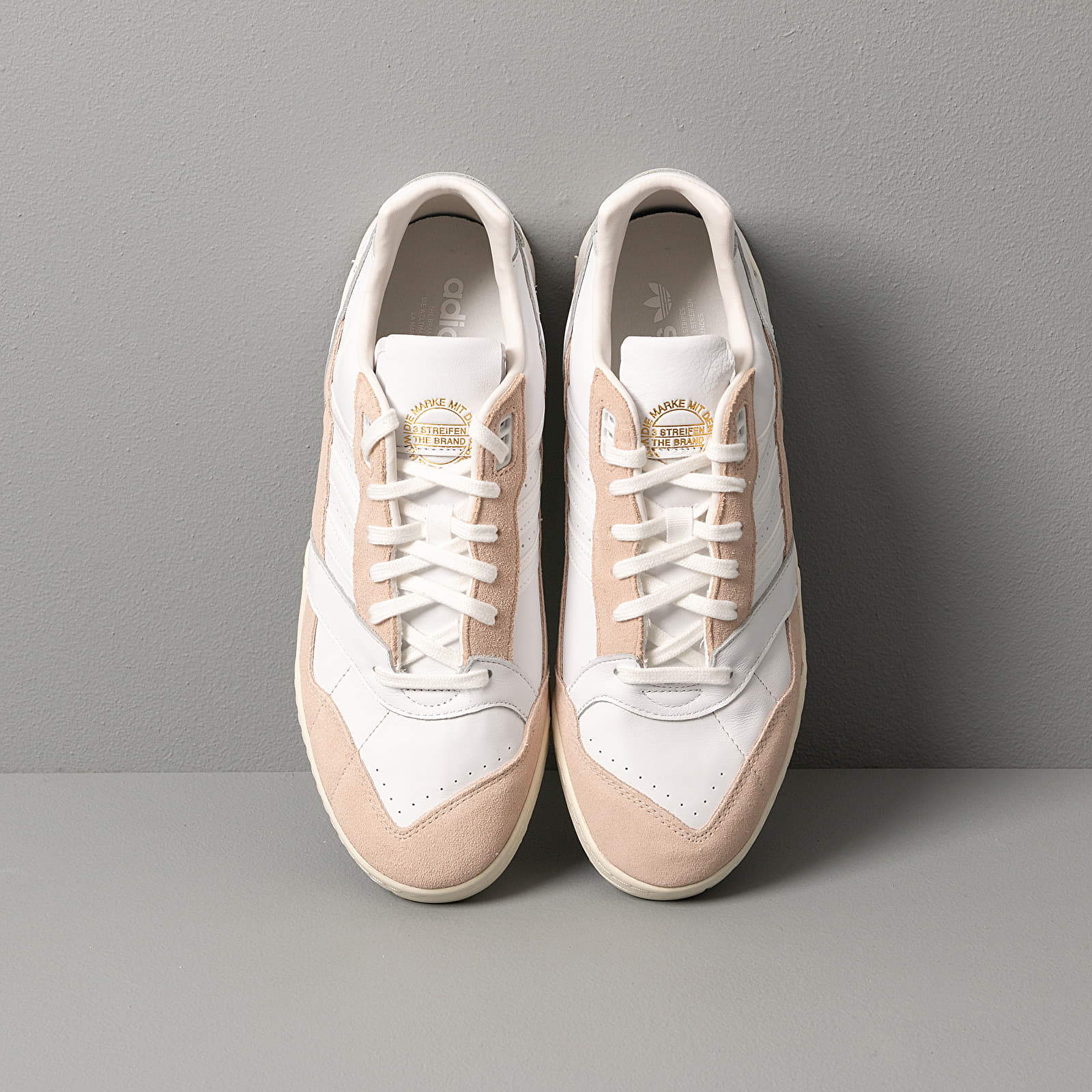 Men's shoes adidas A.R. Trainer Ftwr White/ Linen/ Off White