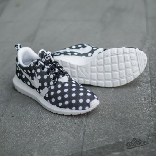 Roshe black best sale and white dots