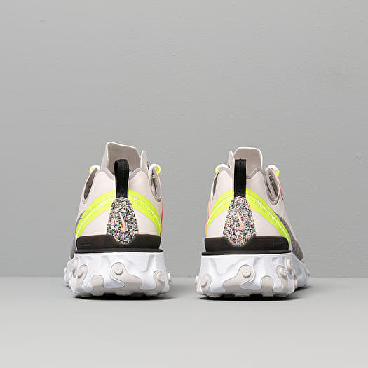 Nike react element 55 premium in light soft pink/atmosphere grey-black cheap