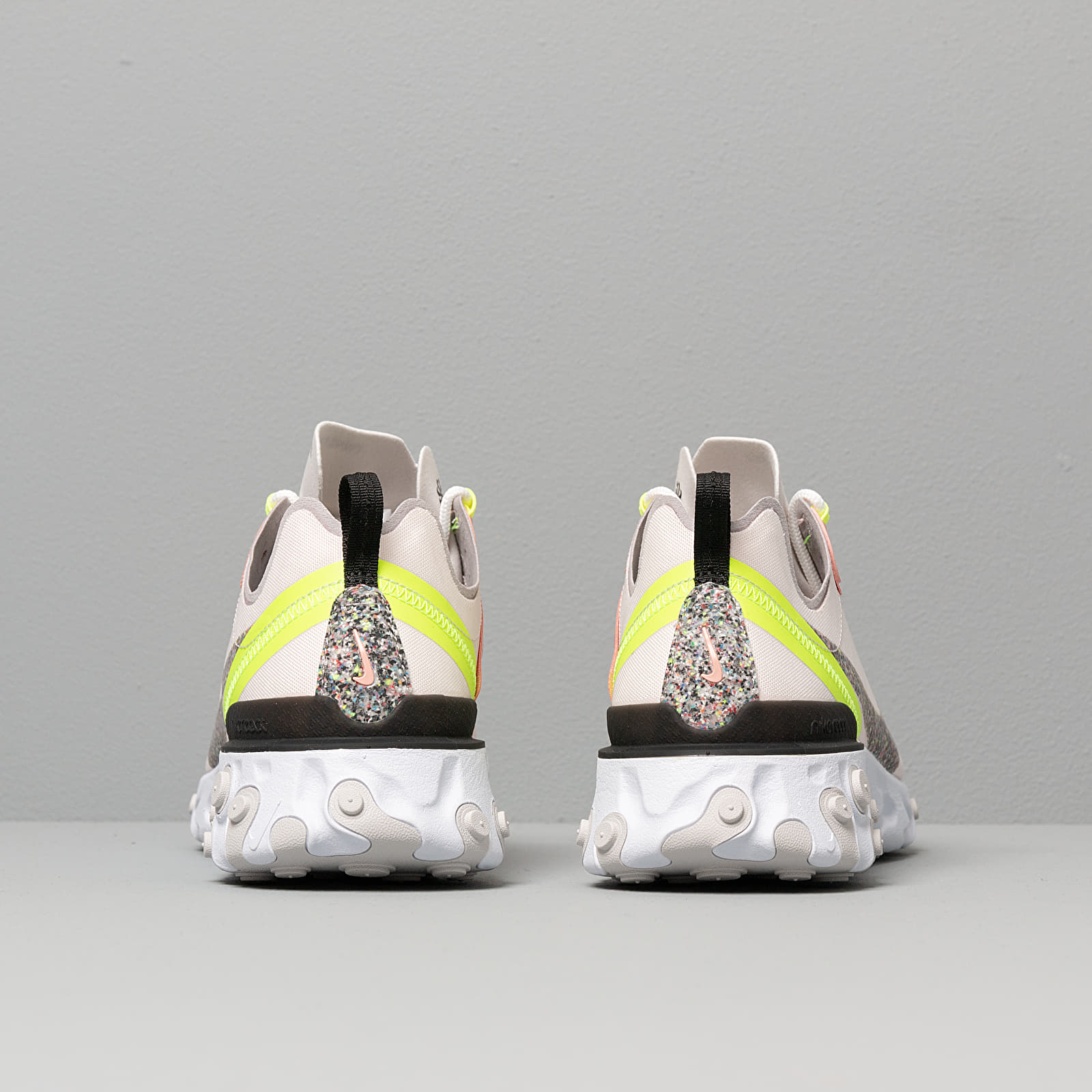 Dámské tenisky a boty Nike W React Element 55 Premium Light Soft Pink/ Atmosphere Grey-Black