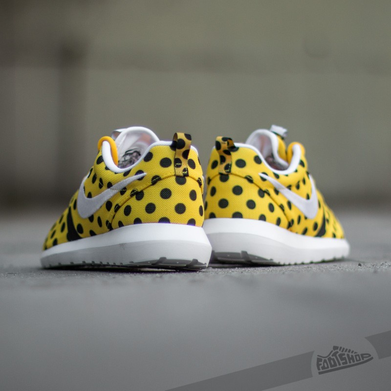 Nike roshe nm on sale qs