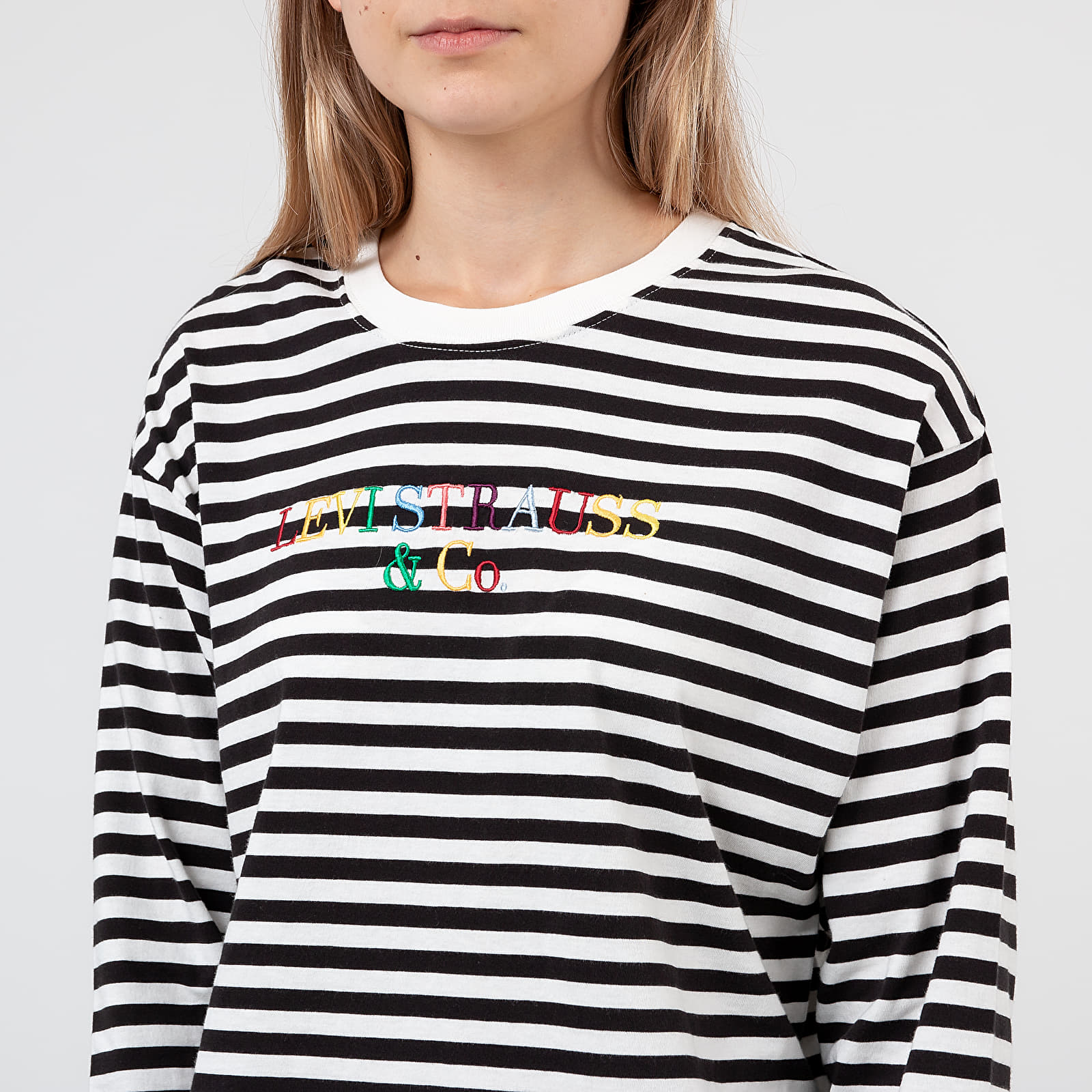 Levi's graphic long sleeve tee on sale