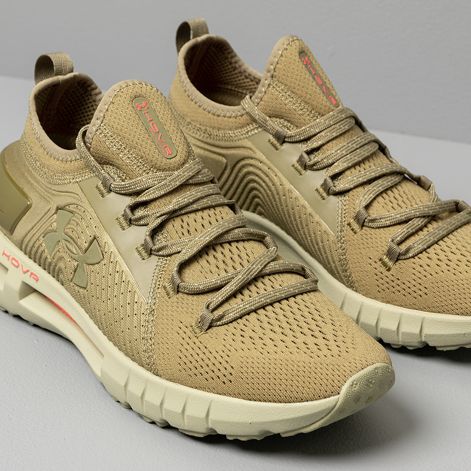 Men s shoes Under Armour HOVR Phantom SE Outpost Green Range Khaki Range Khaki Footshop