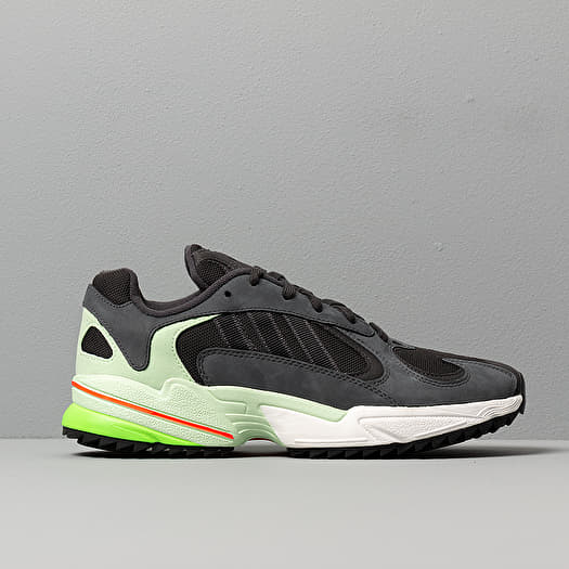 Adidas yung 1 carbon 2025