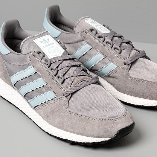 Adidas forest grove herren grau store