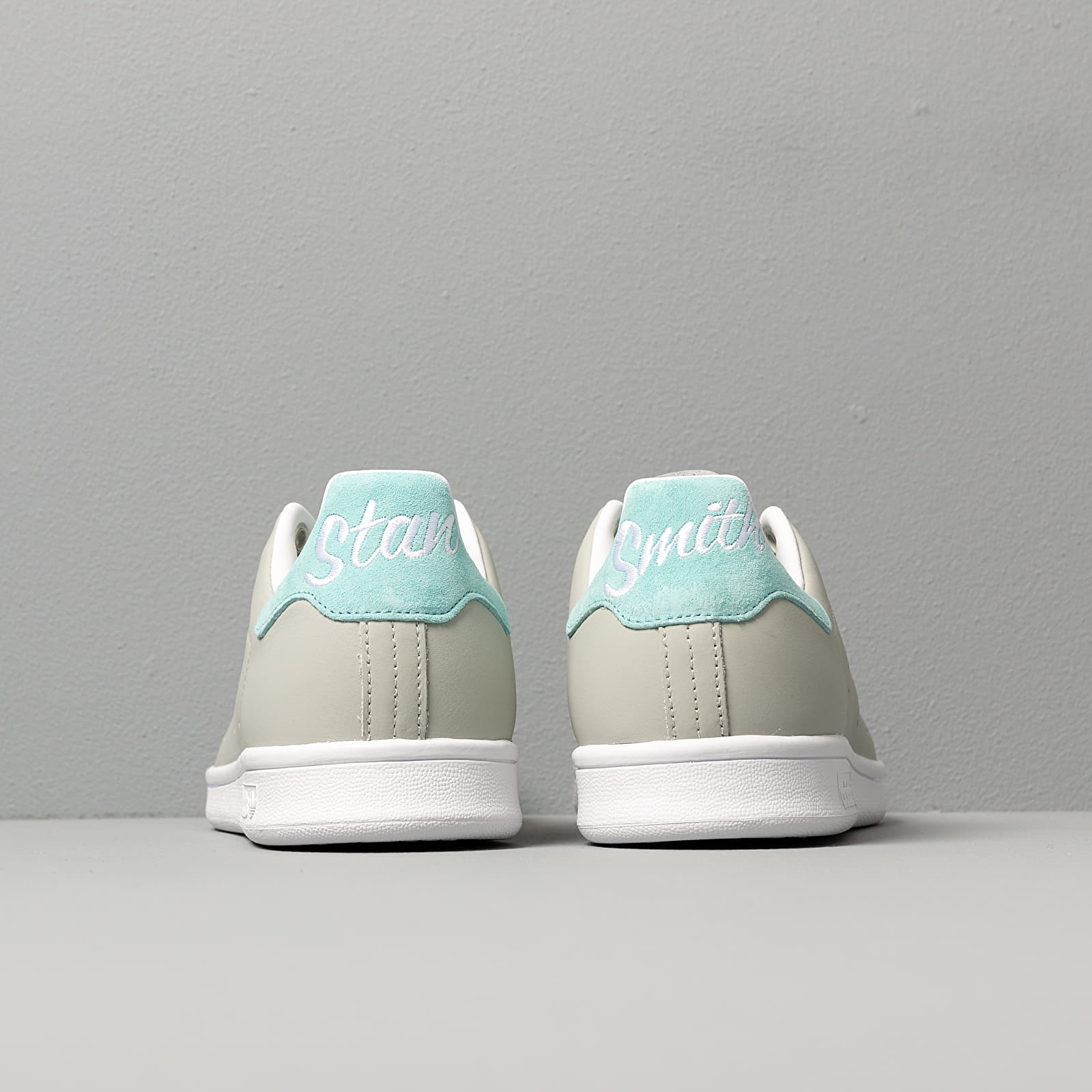 Stan smith online silver mint