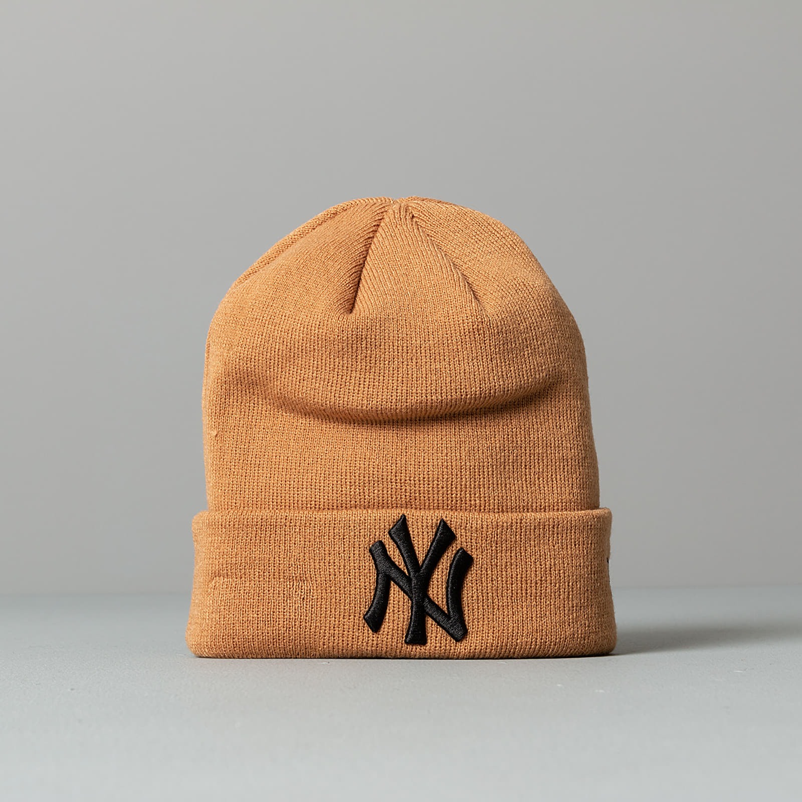 Hats New Era MLB Essential New York Yankees Beanie Caramel