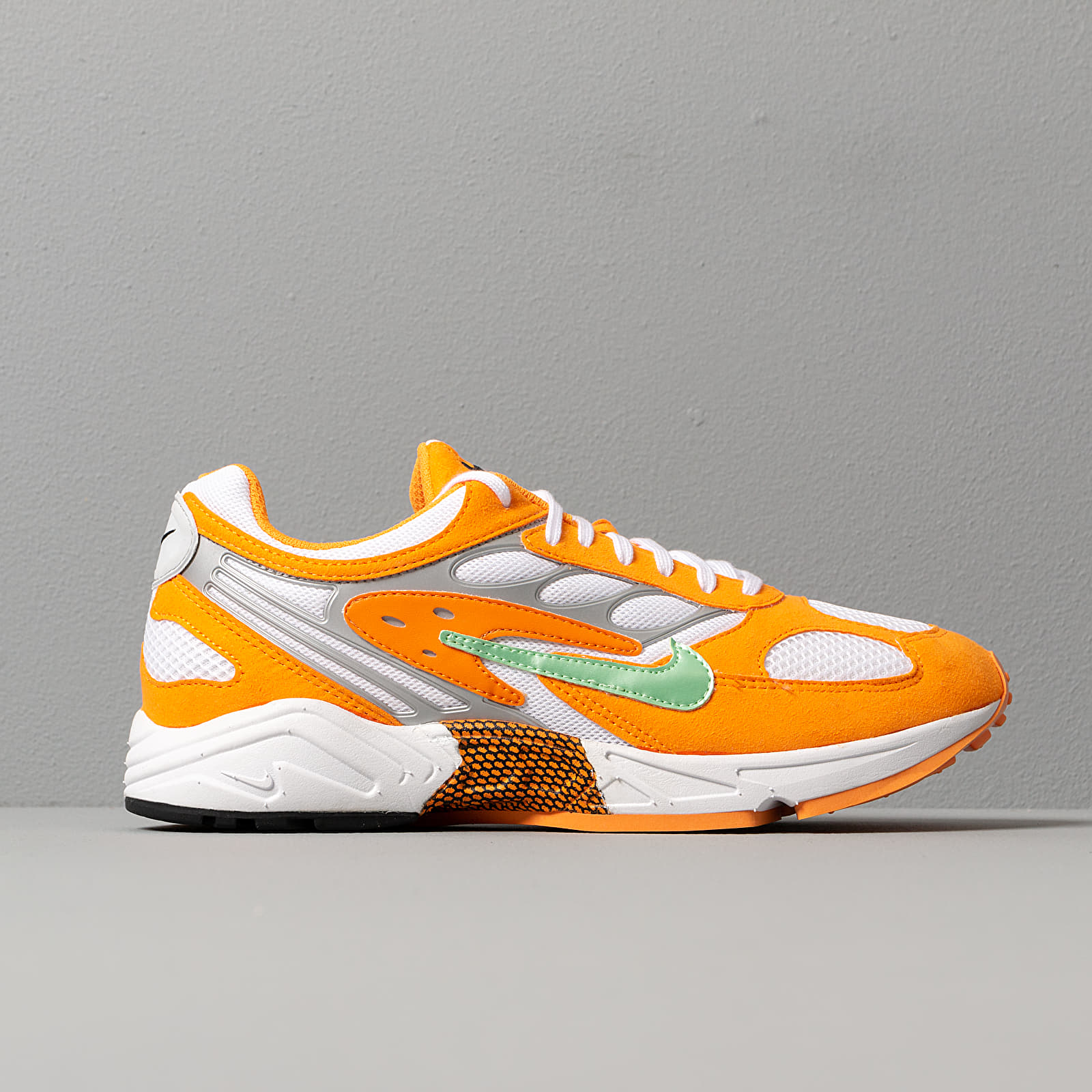 Nike air shop ghost racer orange