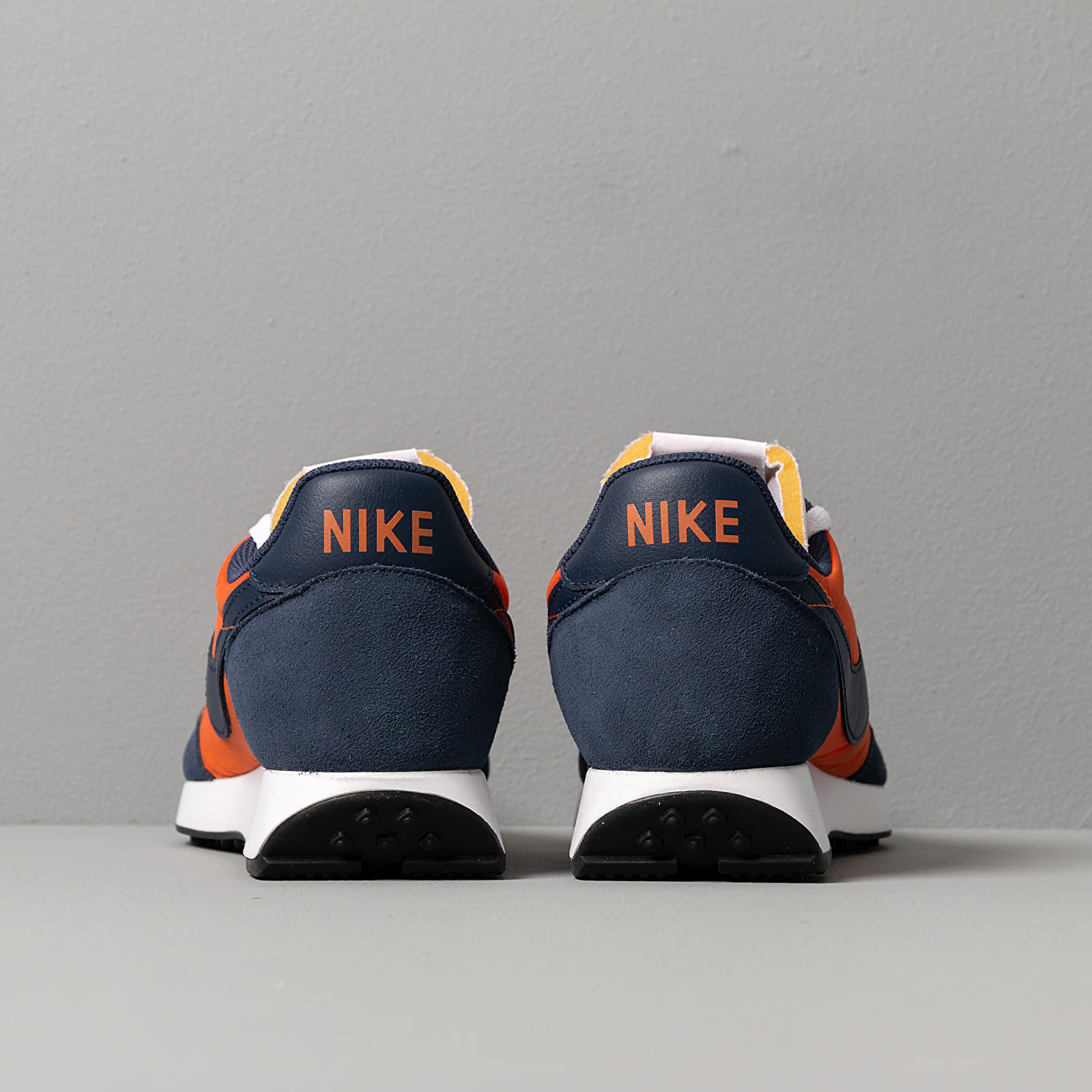 Herresko Nike Air Tailwind 79 Starfish/ Midnight Navy-White-Black