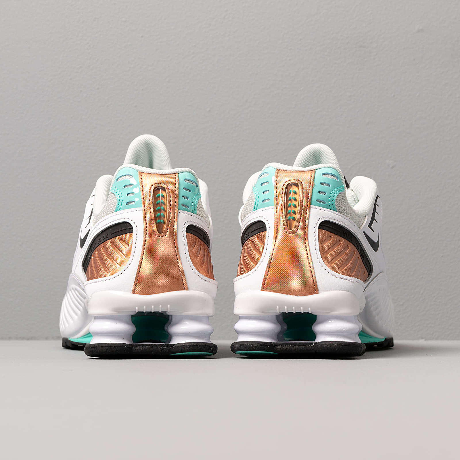 Nike shox cheap enigma 9000 green