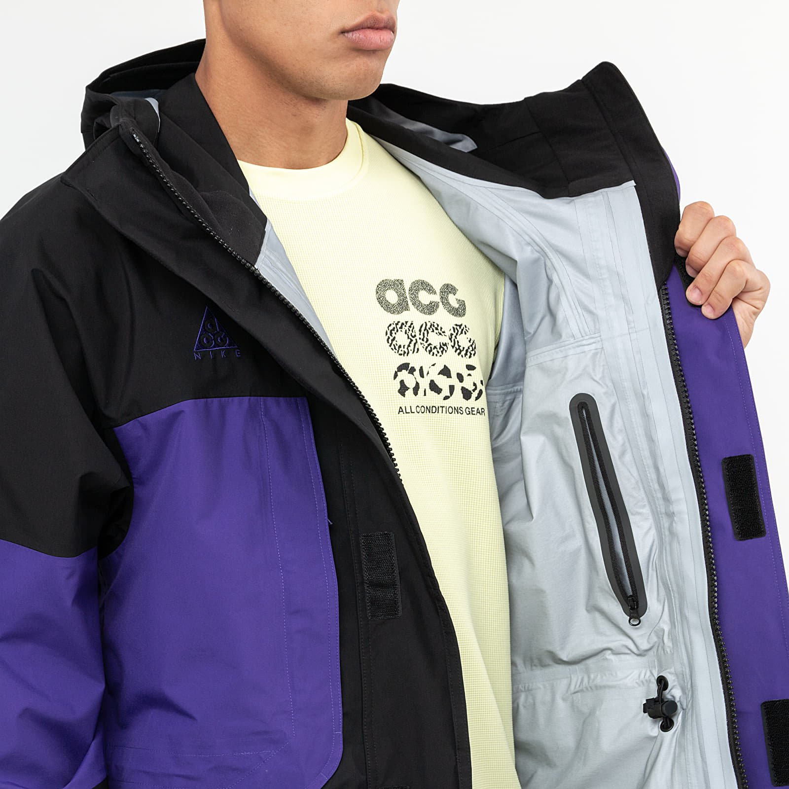 Nike ACG × Vintage Nike ACG Jacket Gore-Tex black | Grailed