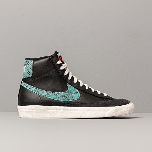 Men s shoes Nike Blazer Mid 77 Vintage We Reptile Black Light