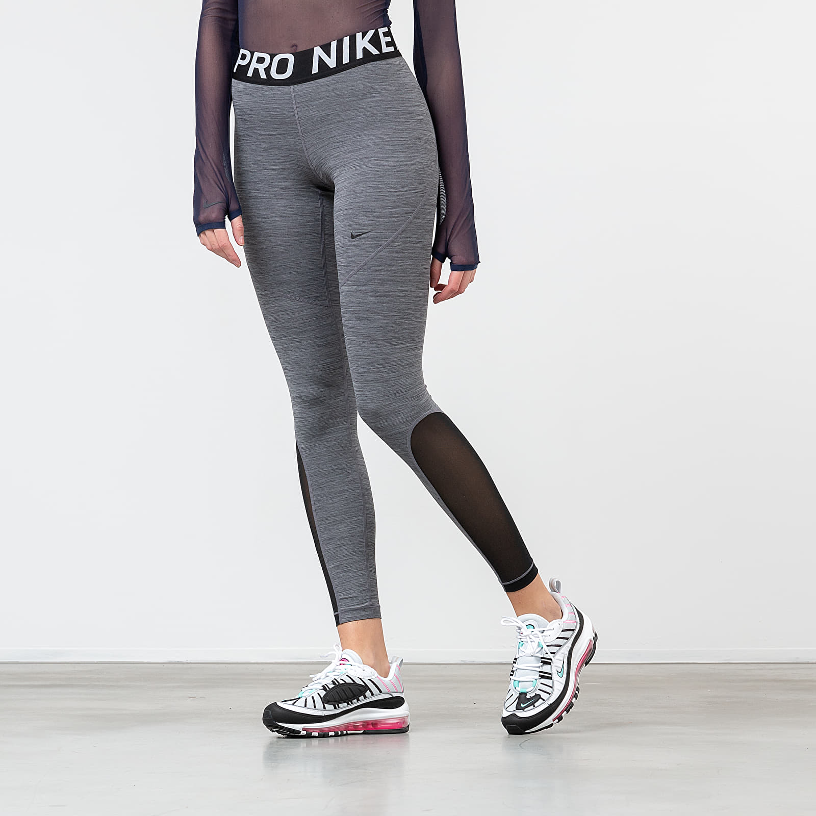 Buy Nike Women's Epic Fast Tight Mid-Rise Running Leggings, Smoke Grey,  Medium at Amazon.in
