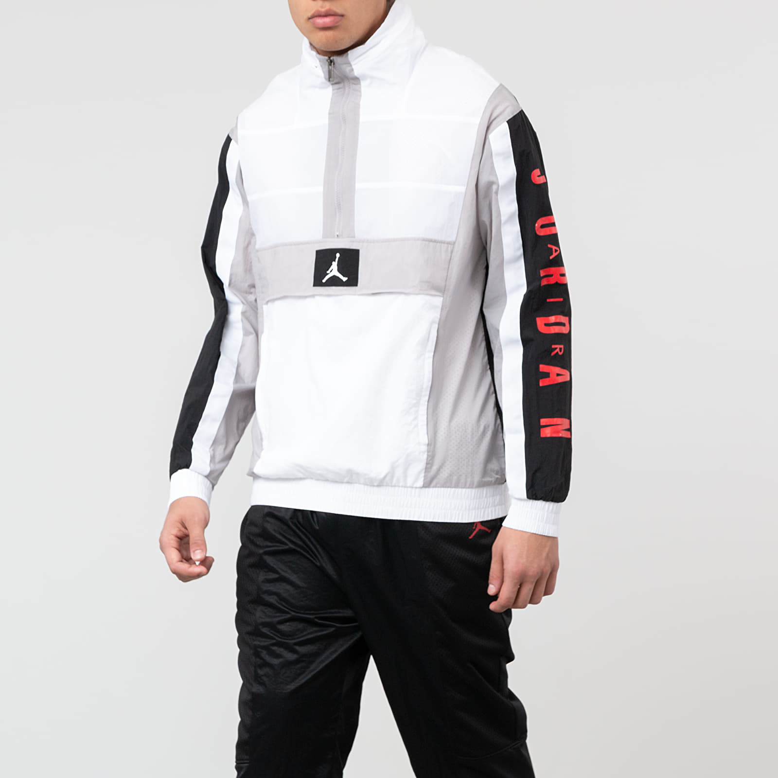 Nike air jordan wings windwear jacket black sales