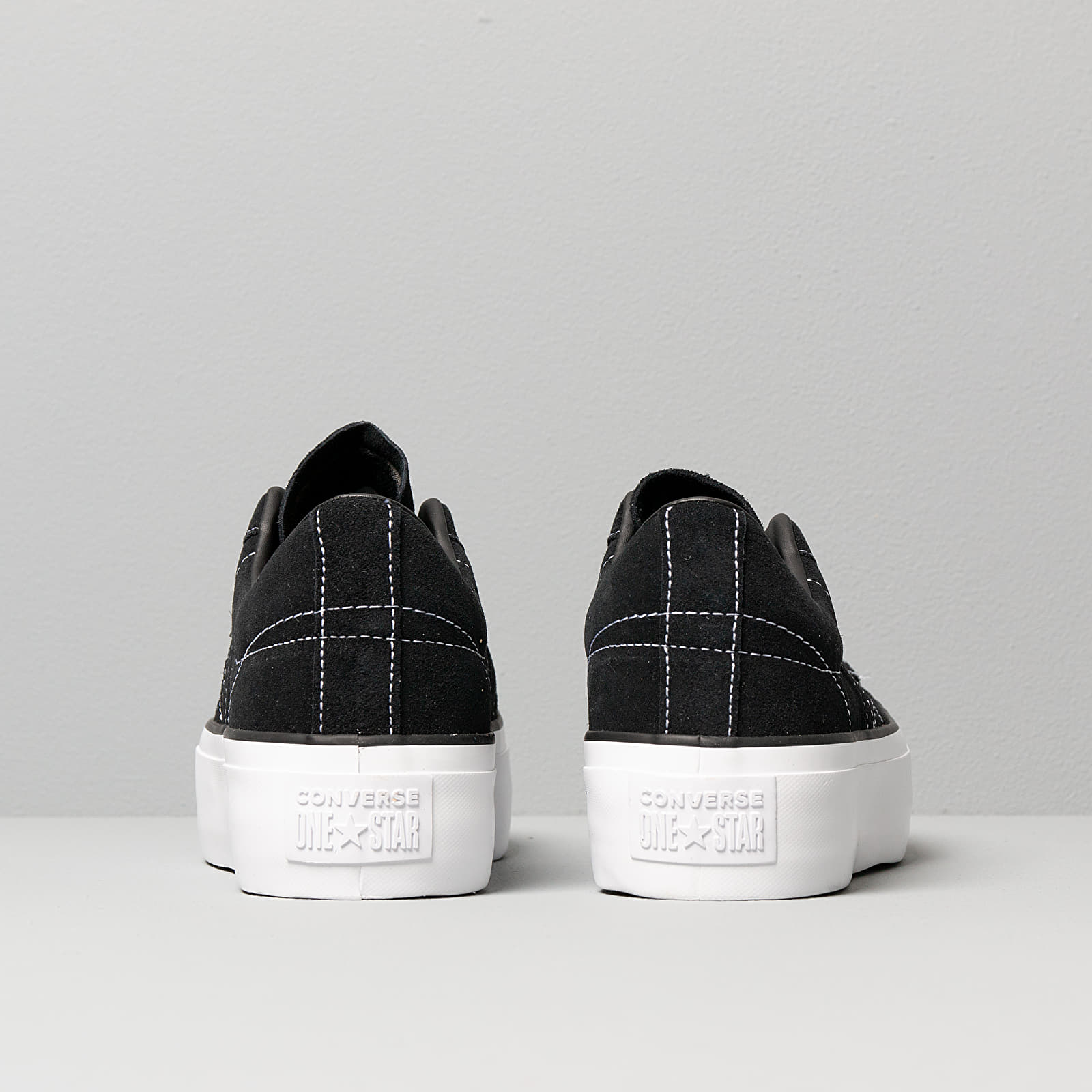 Black platform hot sale converse one star