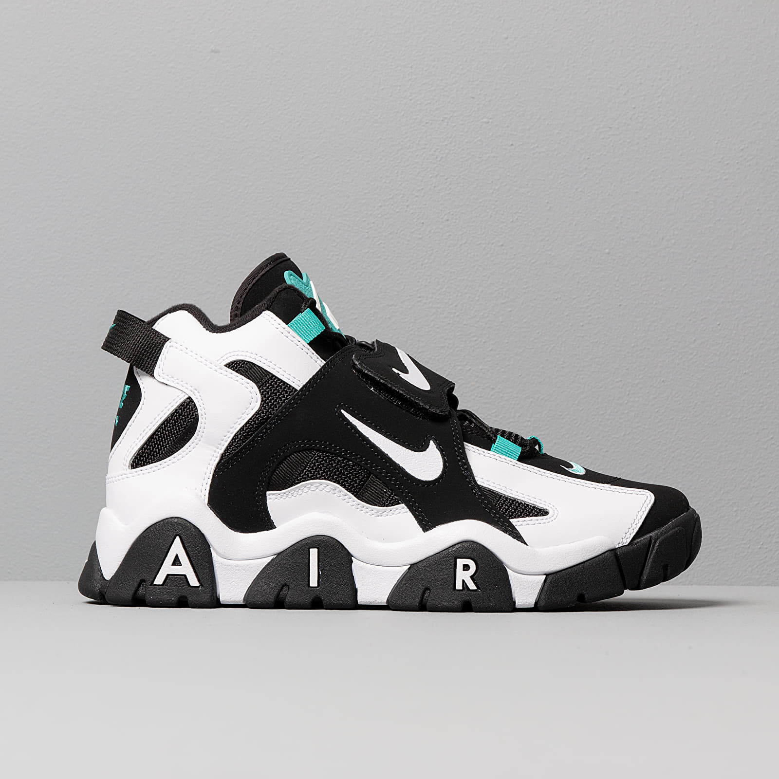 Nike air barrage new arrivals mid black white cabana