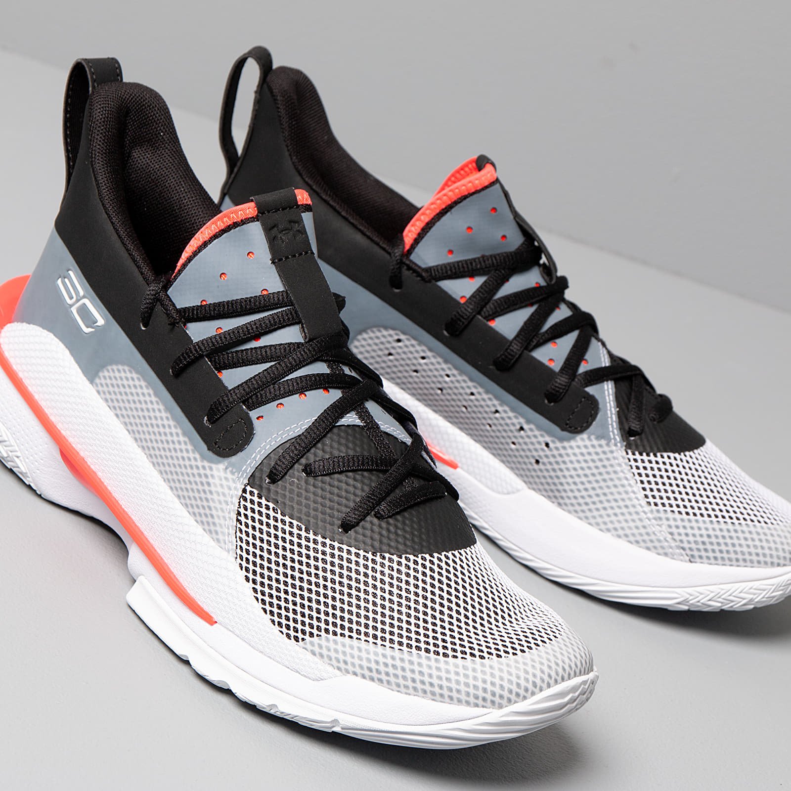 Under armour hotsell curry white
