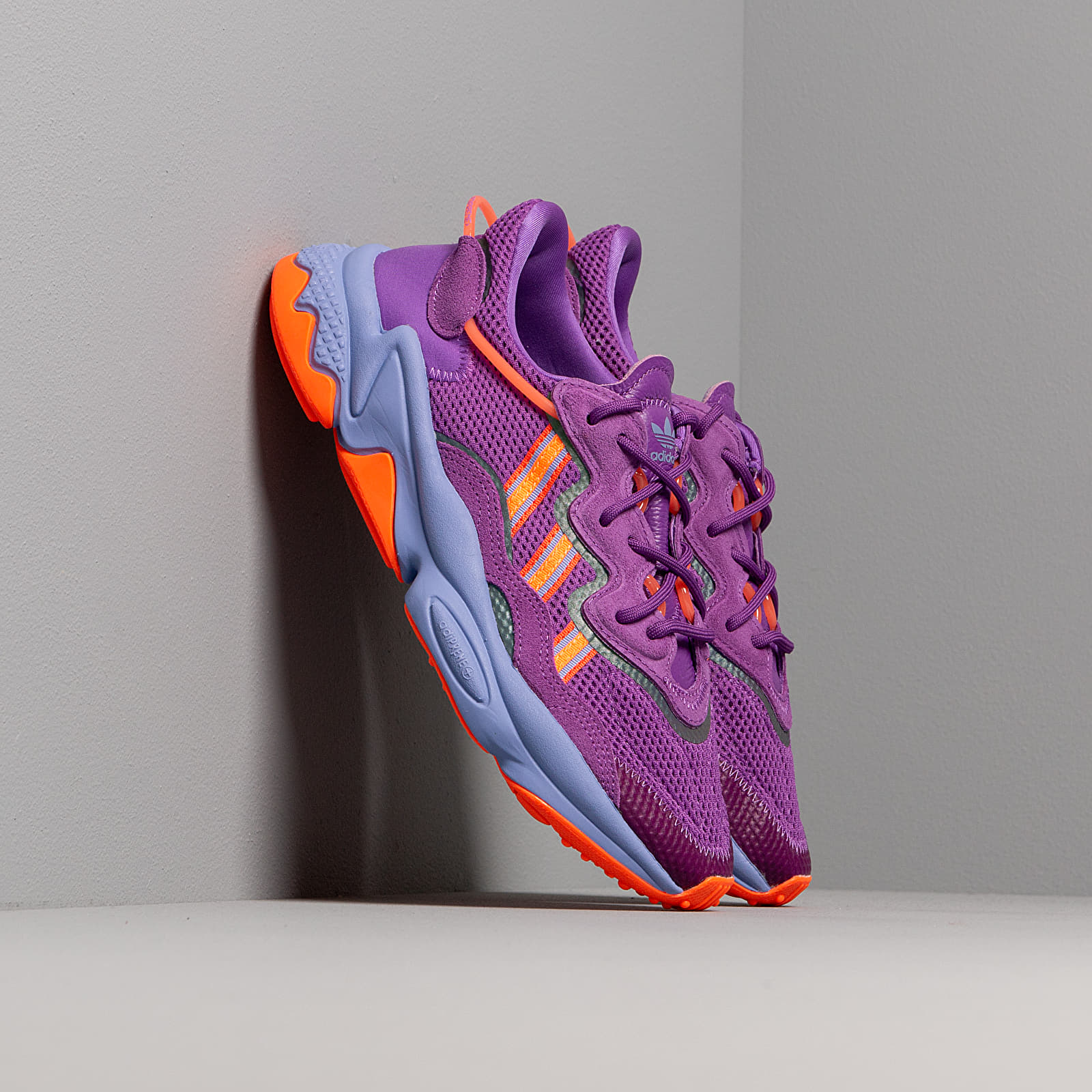 Női cipők adidas Ozweego W Active Purple/ Solar Orange/ Chalk Purple