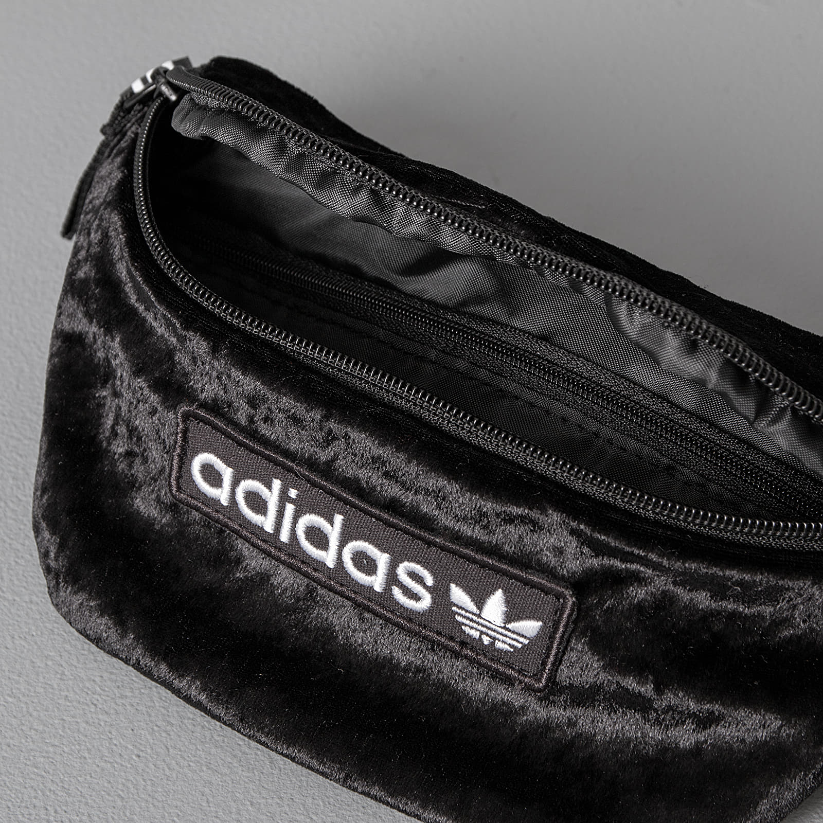 Madingi krepšiai adidas Waistbag Black