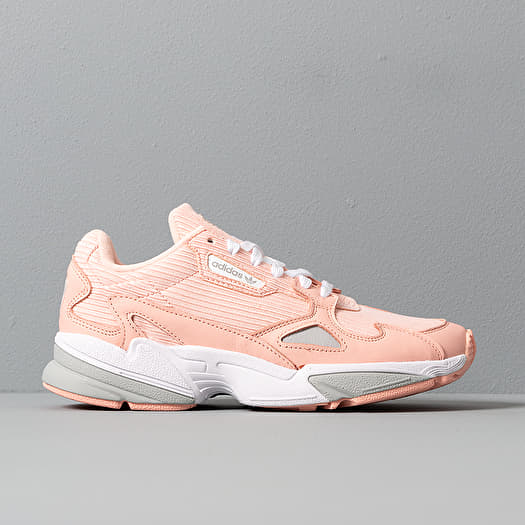 adidas Falcon W