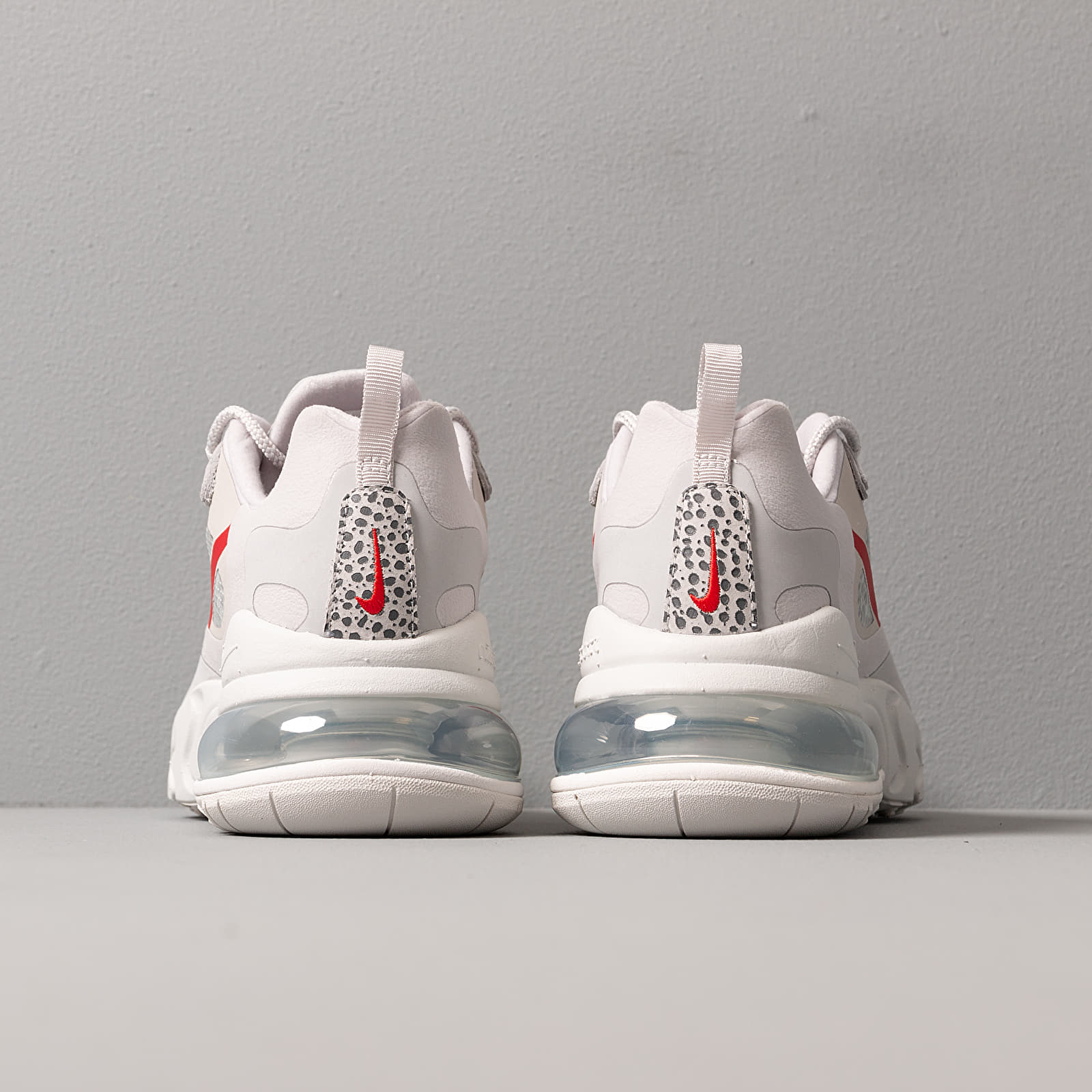 Férfi cipők Nike Air Max 270 React Neutral Grey/ University Red-Lt Graphite