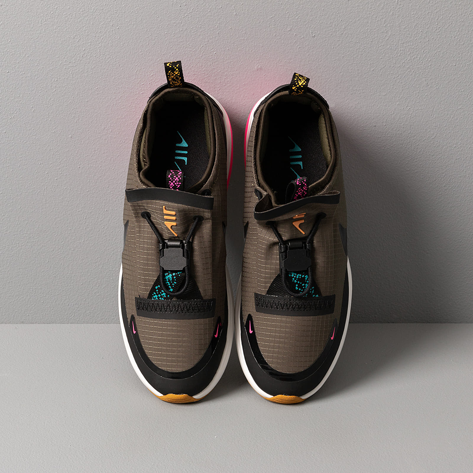 Női cipők Nike W Air Max Dia Winter Cargo Khaki/ Black-Summit White