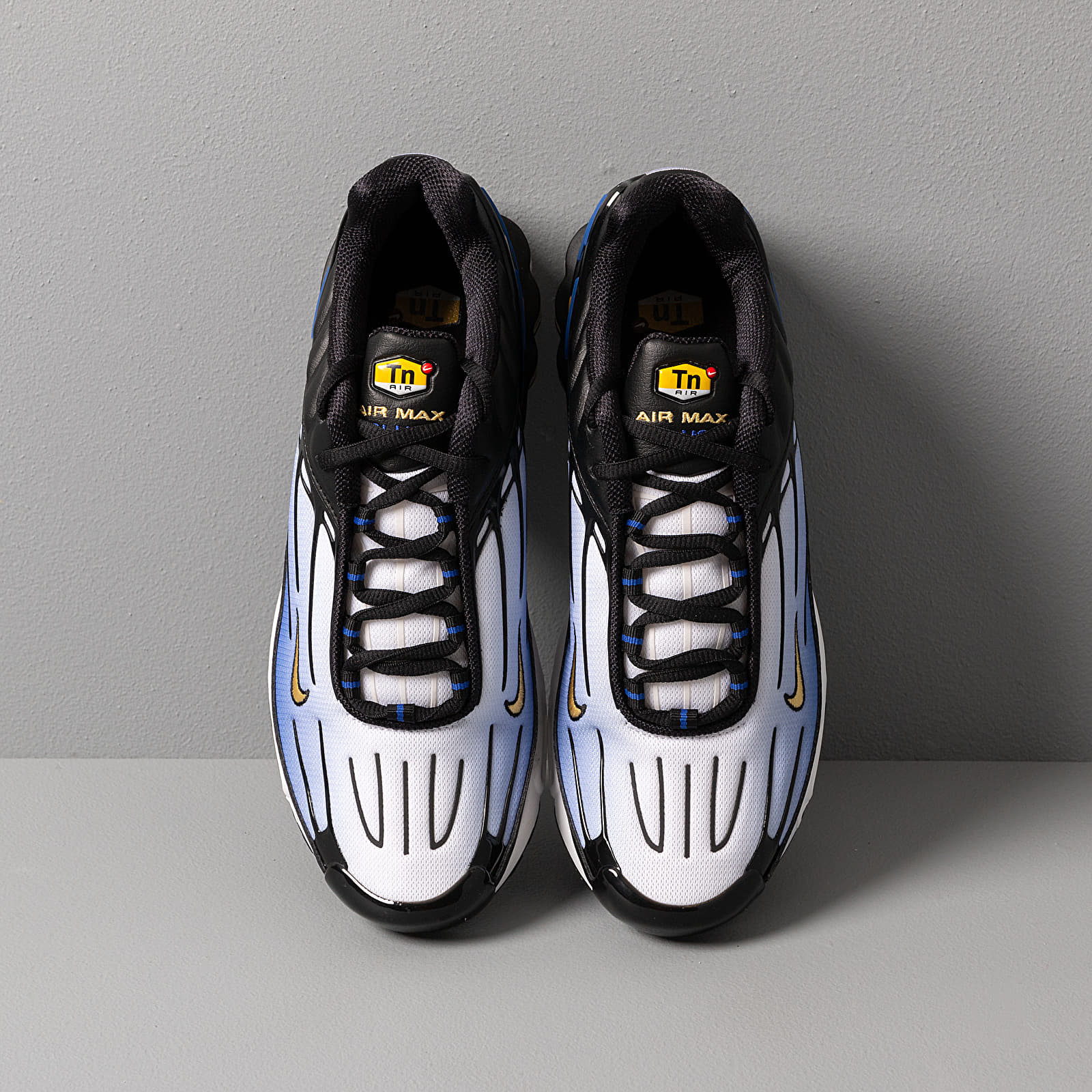Nike air max top plus iii black/chamois/hyper blue/white