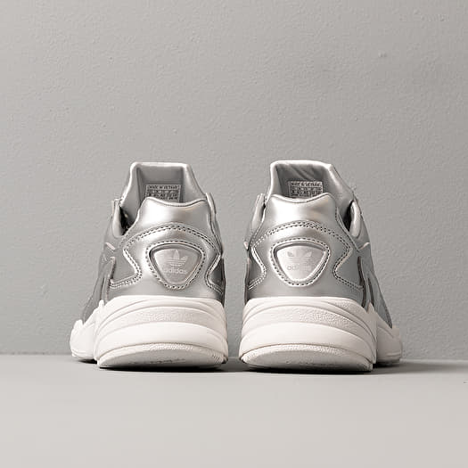 ☆ウィメンズ☆Adidas Falcon シルバー FV4317 Adidas Silver Falcon W Fv4317 | eBay