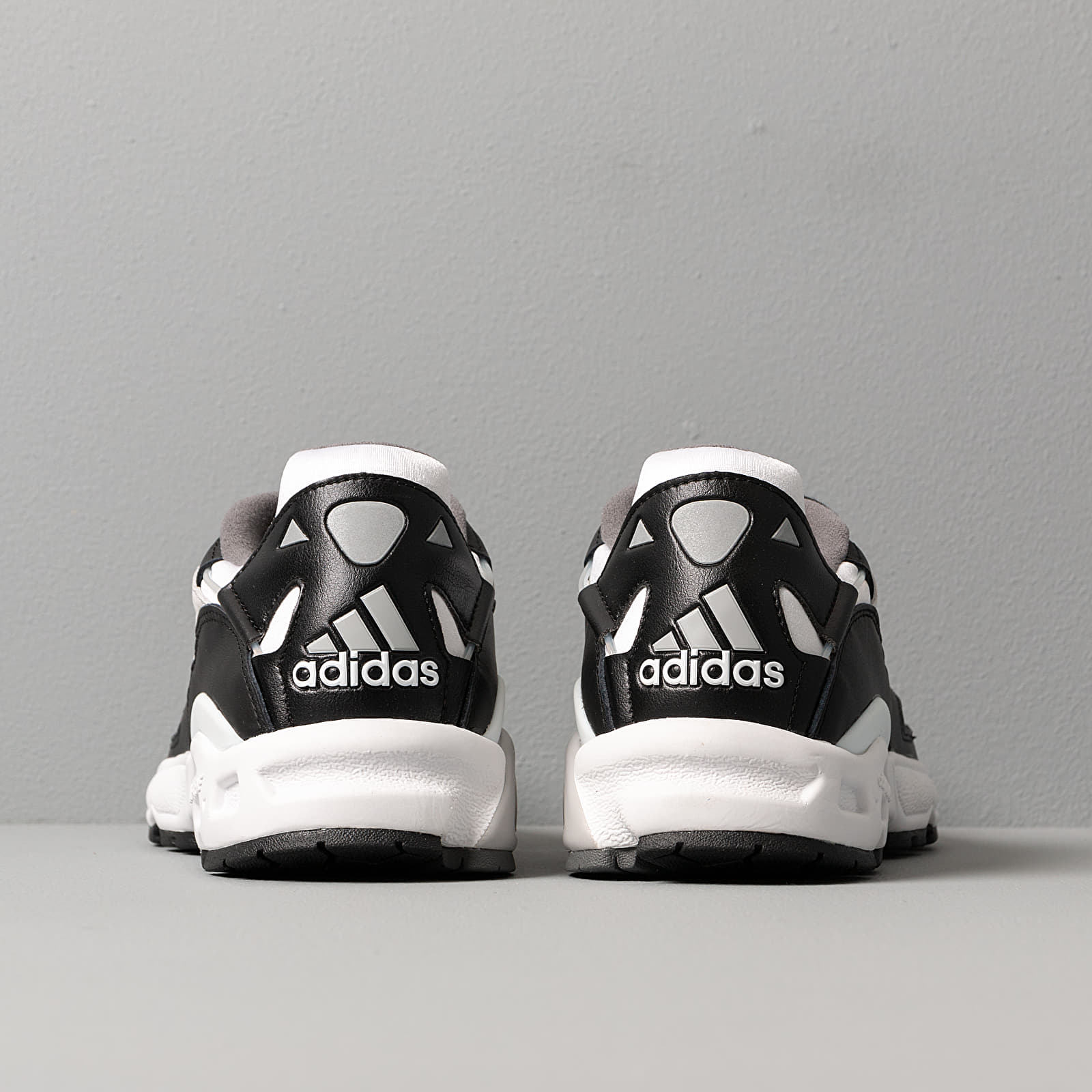 Férfi cipők adidas LXCON 94 Core Black/ Ftw White/ Grey Two
