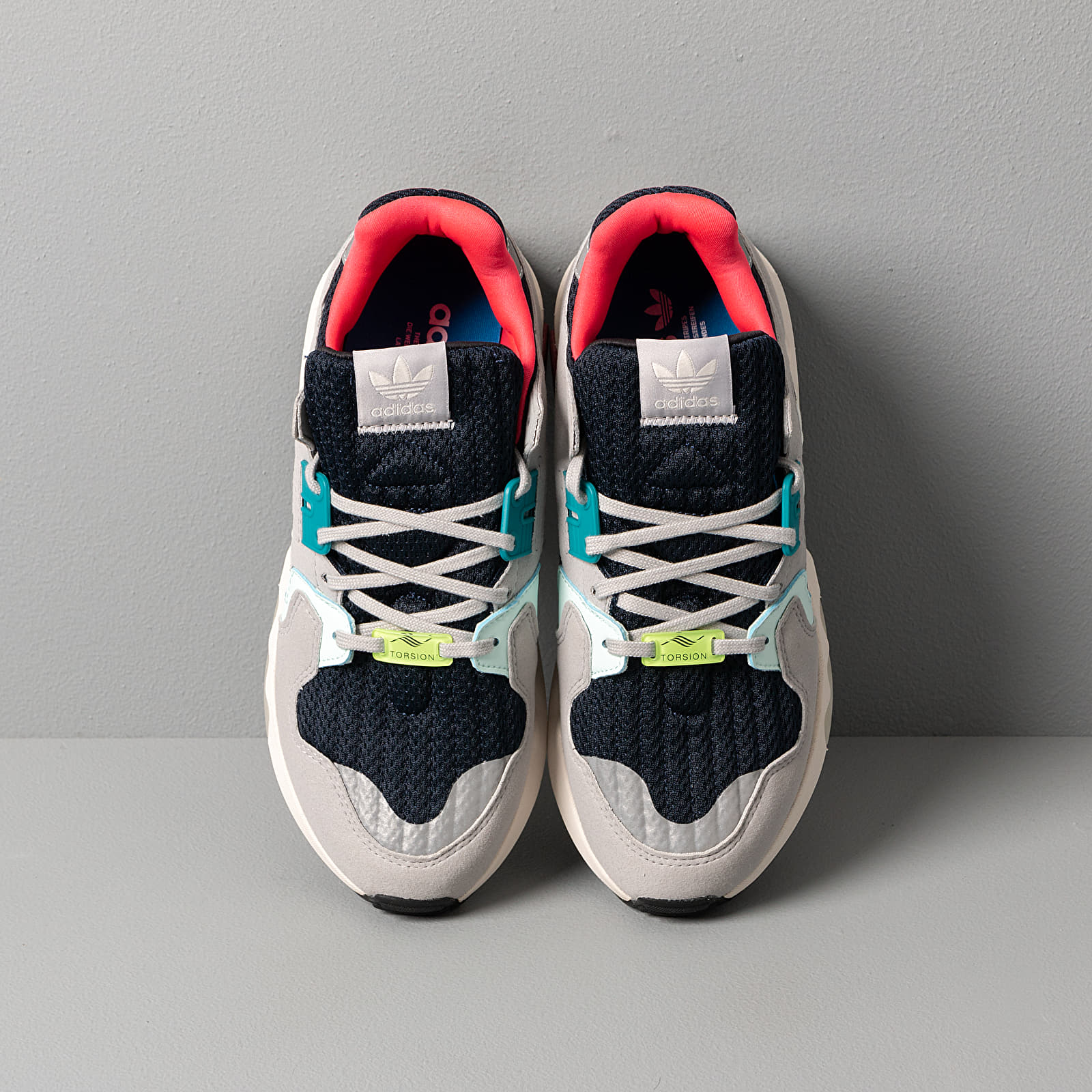 Zx torsion w collegiate navy/off white/grey two top