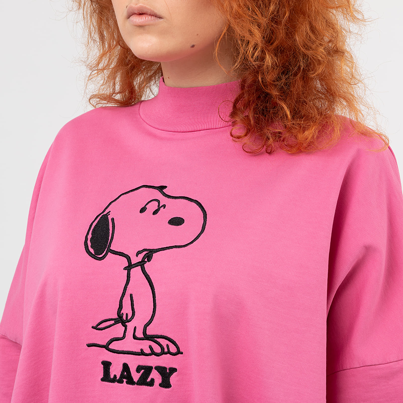 Рокли Lazy Oaf x Peanuts Sweater Dress Pink