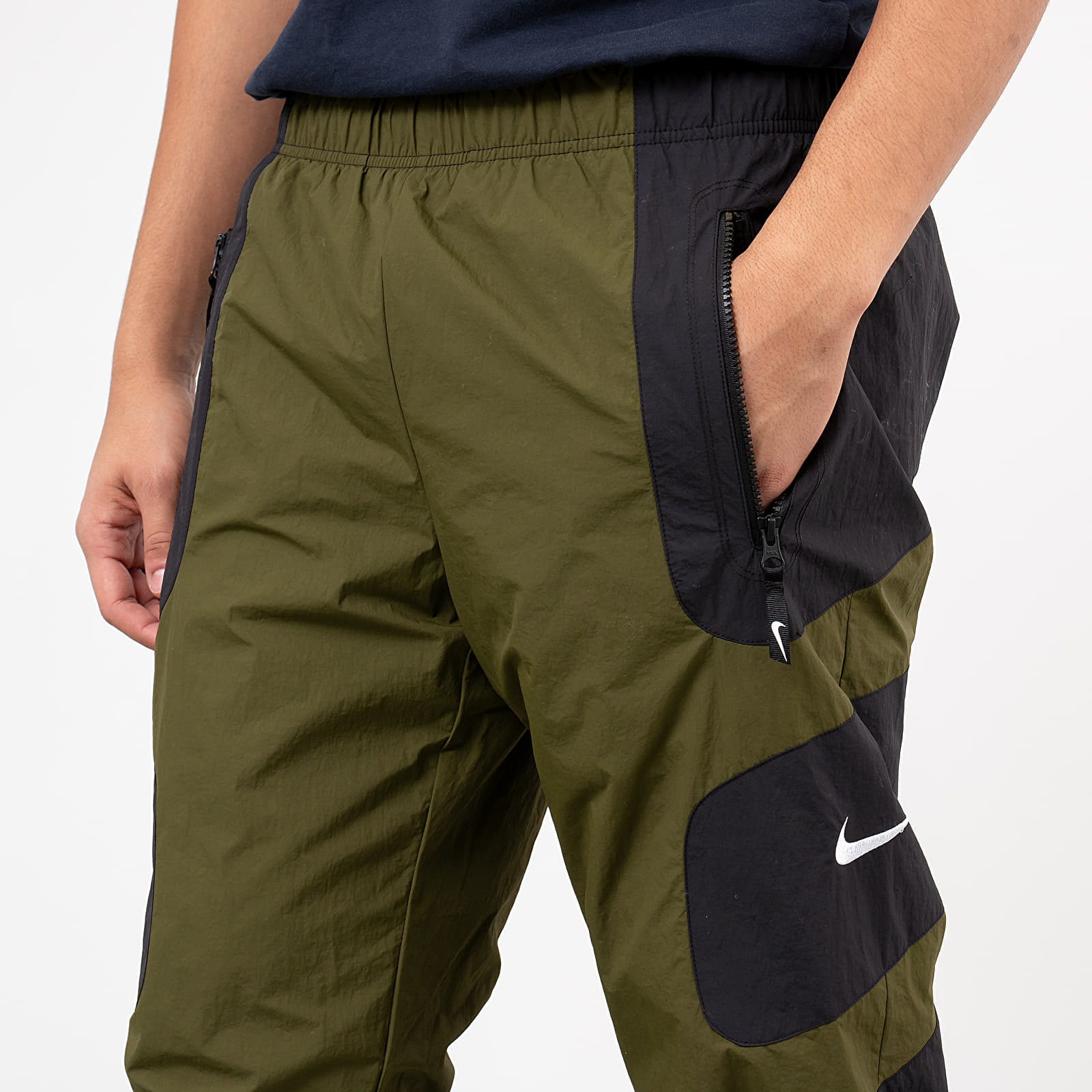 Nike re sales issue pant
