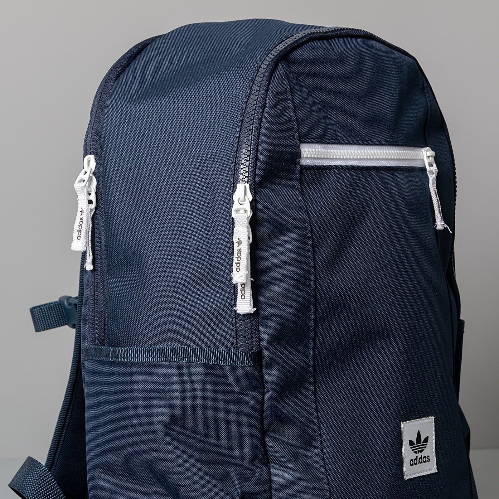 Sacs à dos adidas Premium Modern Backpack Collegiate Navy/ Cardboard |  Footshop