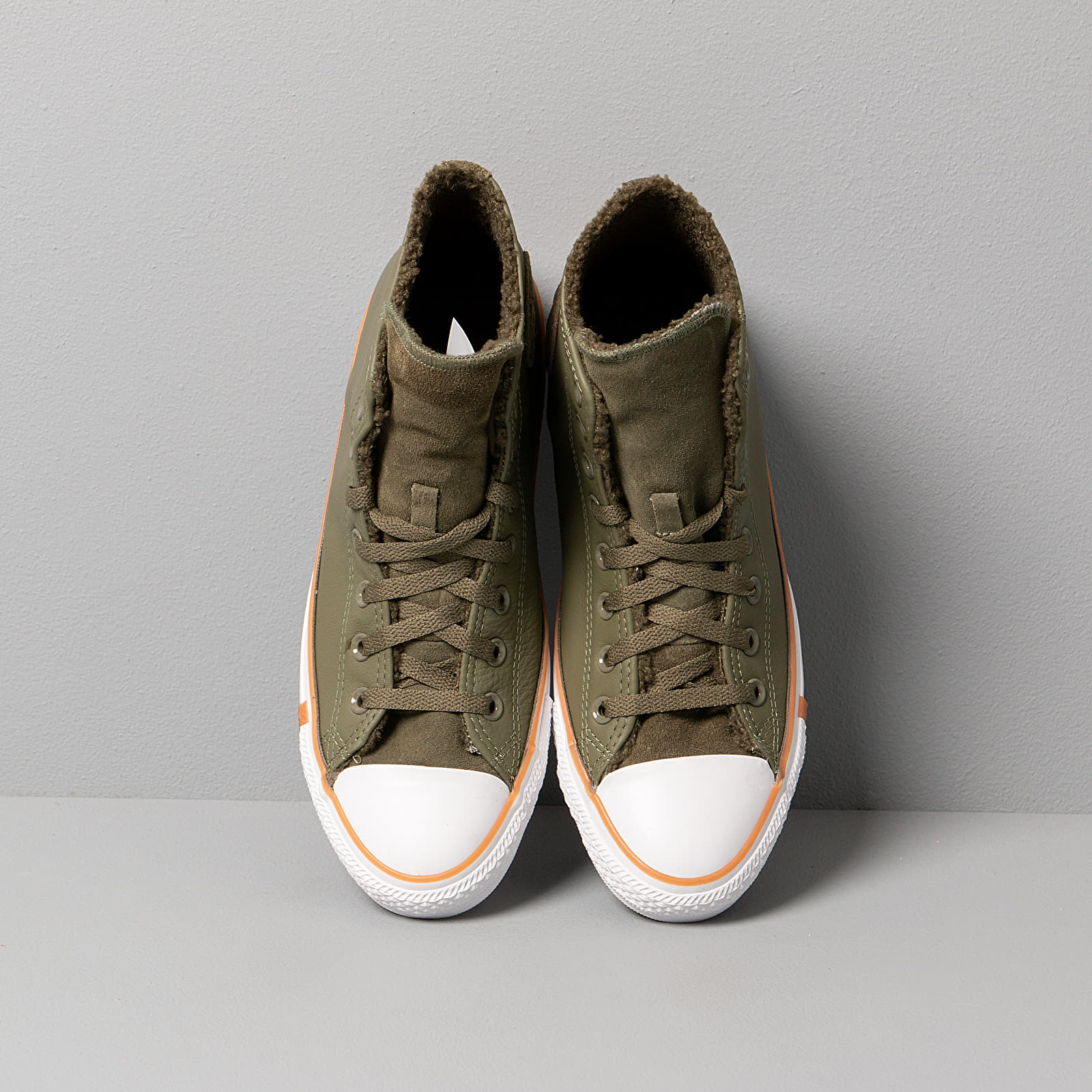 Vyriška avalynė Converse Chuck Taylor All Star Faux Shearling Field Surplus/ White/ Honey