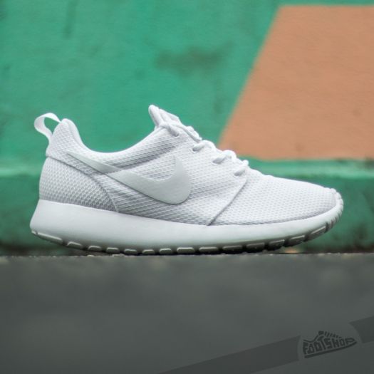 Nike women's roshe one triple white sales
