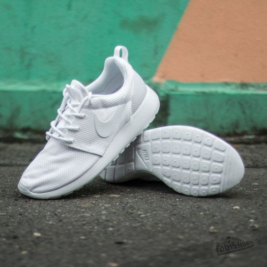 all white womens roshes