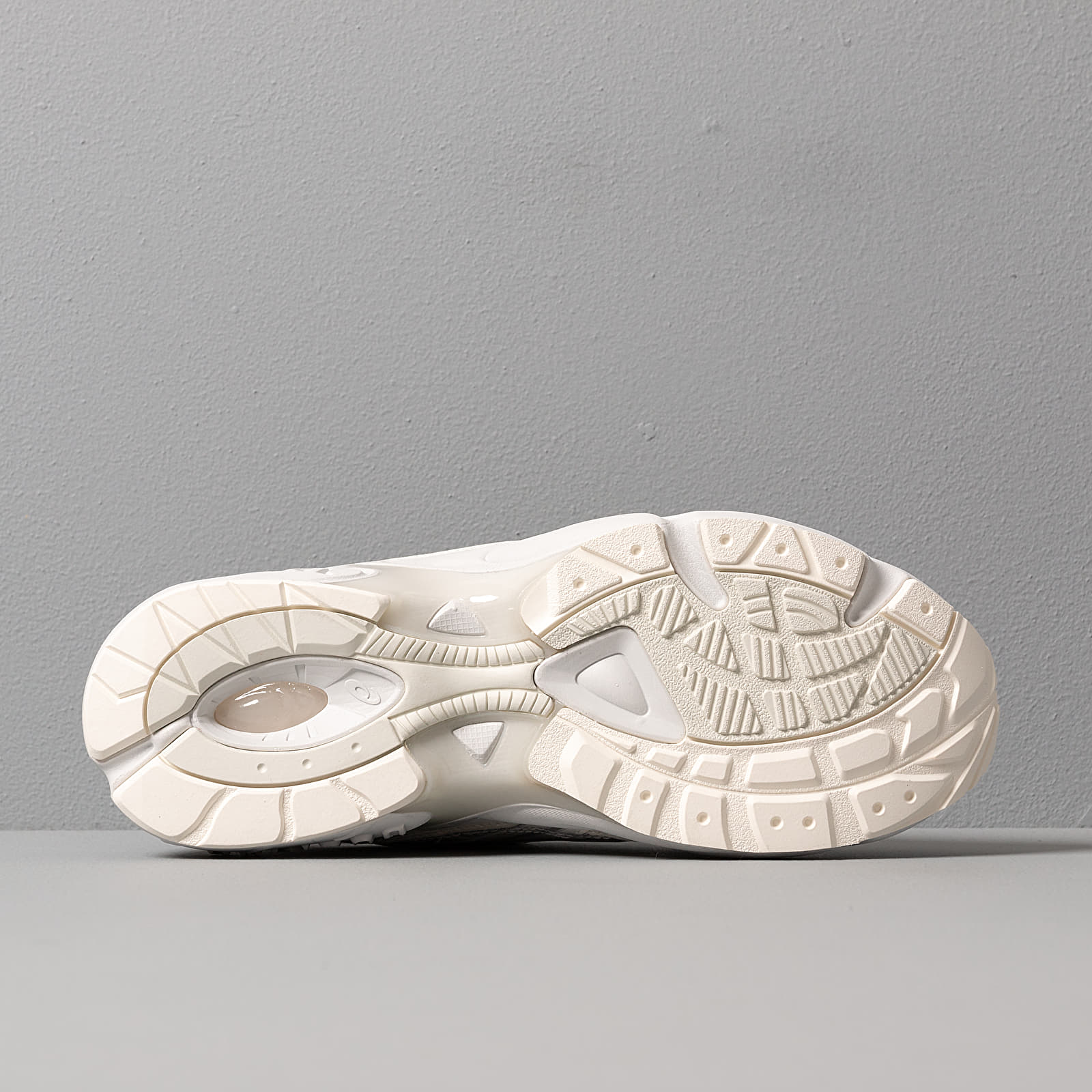 Zapatillas Hombre Asics x Chemist Creations Gel-Kayano 5 OG Cream/ Feather Grey