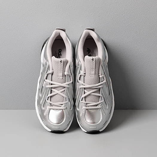 sneakers eqt and adia