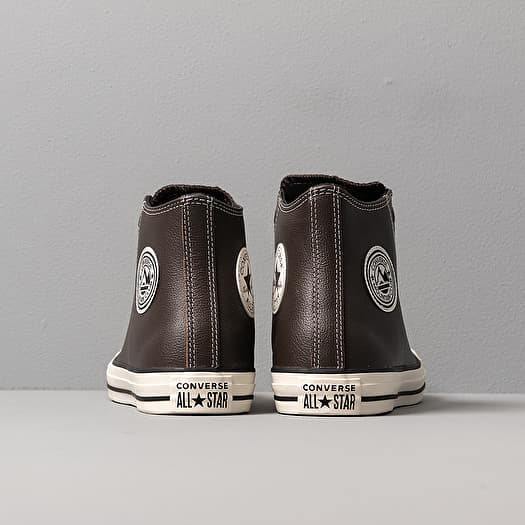 Tan leather hot sale chuck taylors