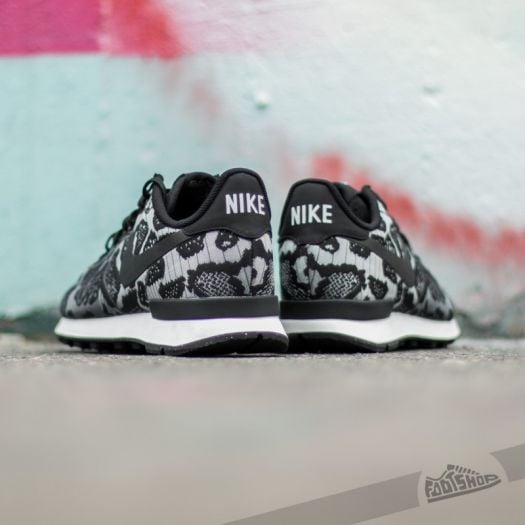 Nike internationalist jcrd discount