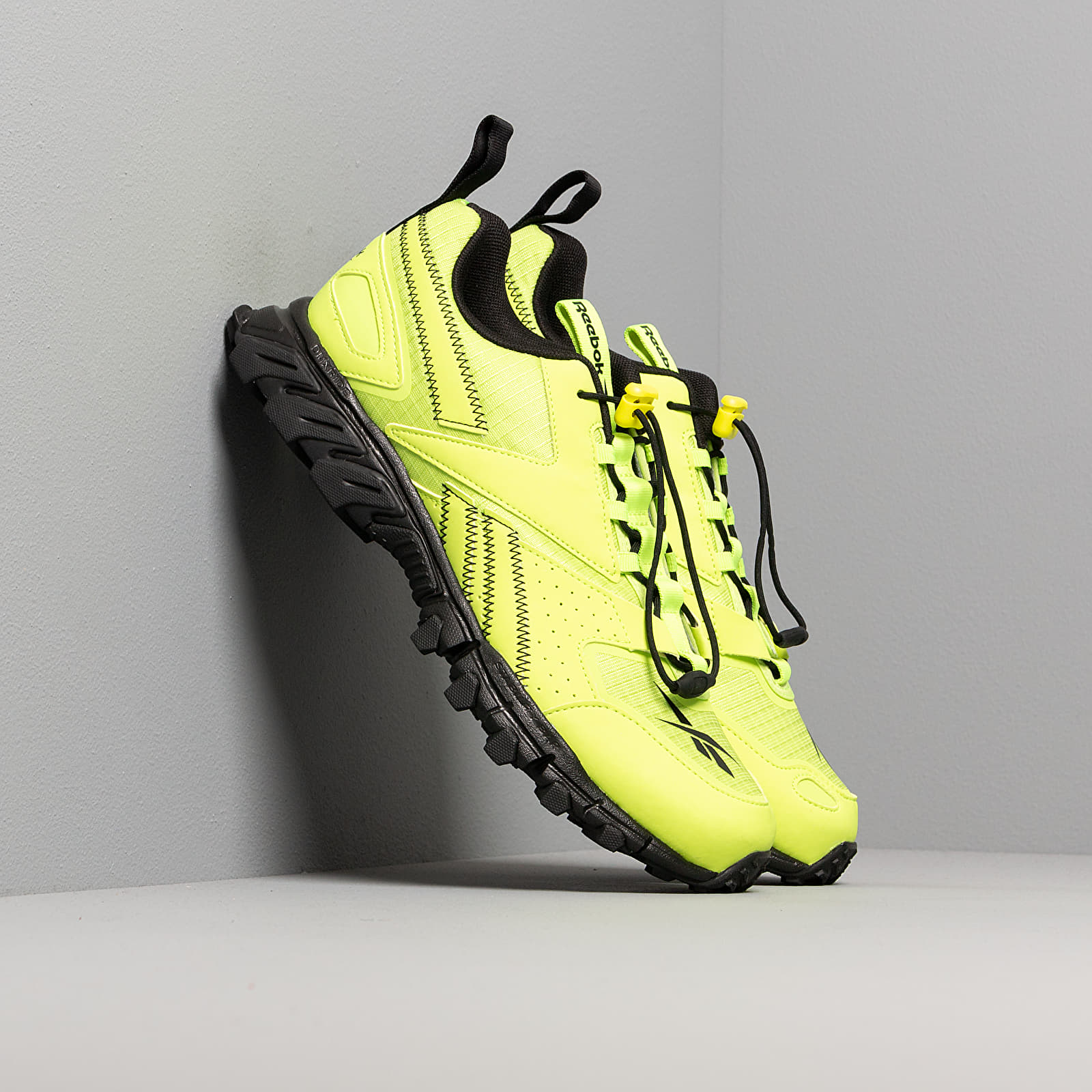 Дамски кецове и обувки Reebok DMX Pert Neon Lime/ Black/ Neon Lime