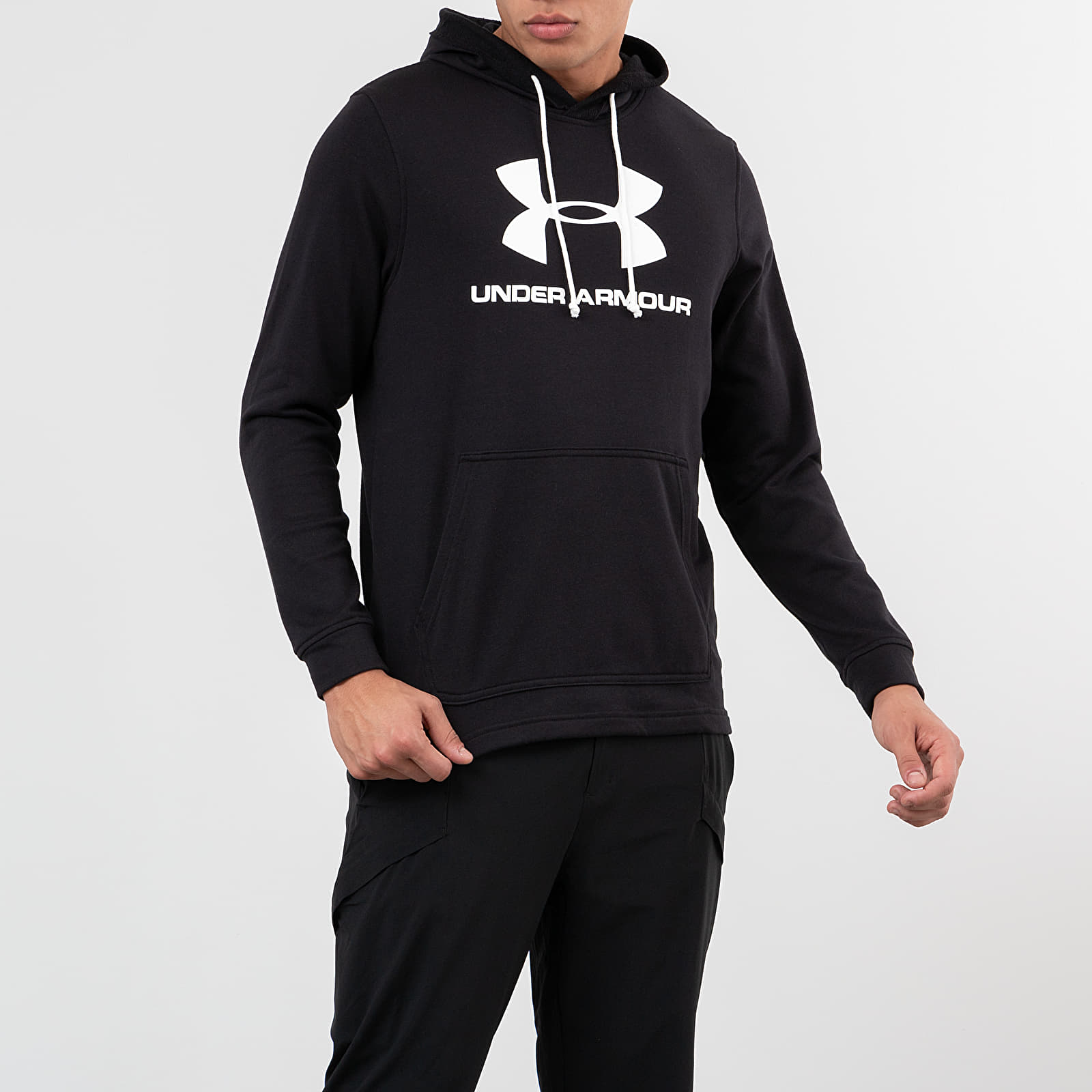 Sweatjacken und Sweatshirts Under Armour Sportstyle Terry Logo Hoodie Black