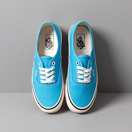 Enamel on sale blue vans