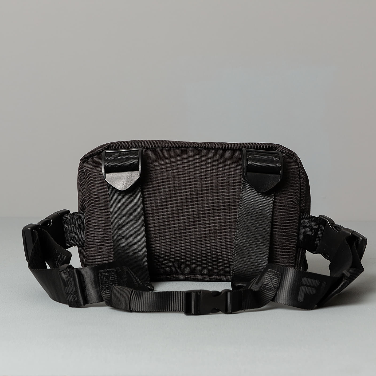 Hip bags FILA Chest Bag Black Footshop