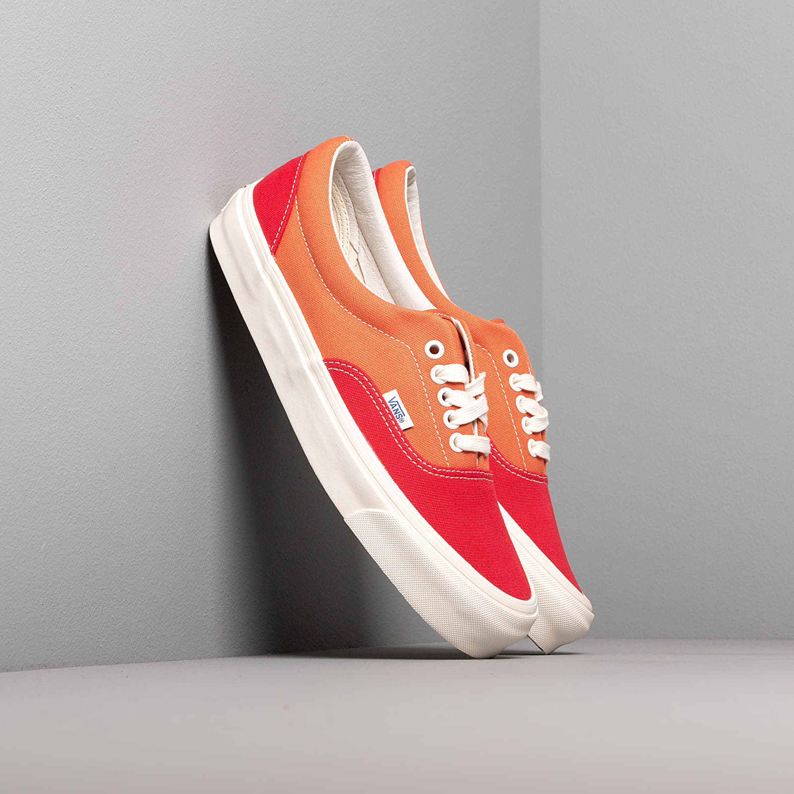 Ανδρικά παπούτσια Vans OG Era LX (Canvas) Racing Red/ Orange