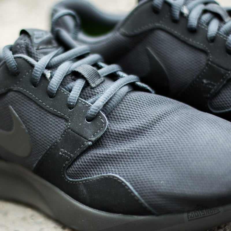 Nike kaishi sale black