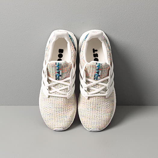 Adidas ultra boost white glow green store