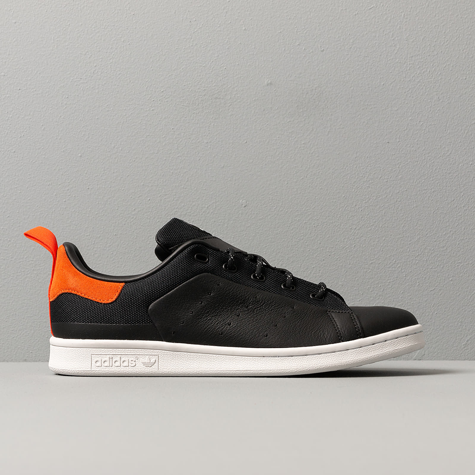 Férfi cipők adidas Stan Smith Core Black/ Core Black/ Off White