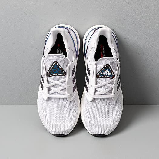 adidas UltraBOOST 20