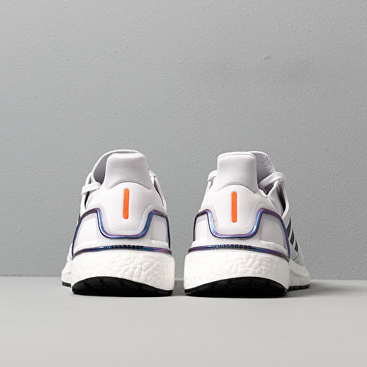 adidas gazelle silver green womens adidas Women's Ultraboost 5X Road-Running Shoes White 11 main image 0
